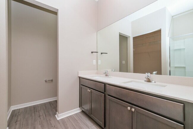 Building Photo - 30134 Fedora Cir