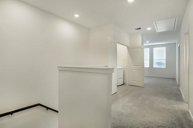 Building Photo - 12623 Blue Catfish Ln