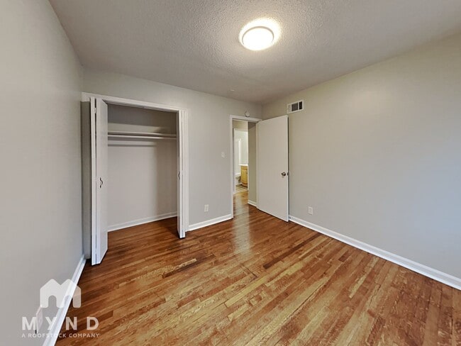 Building Photo - 8206 Whitehead Dr