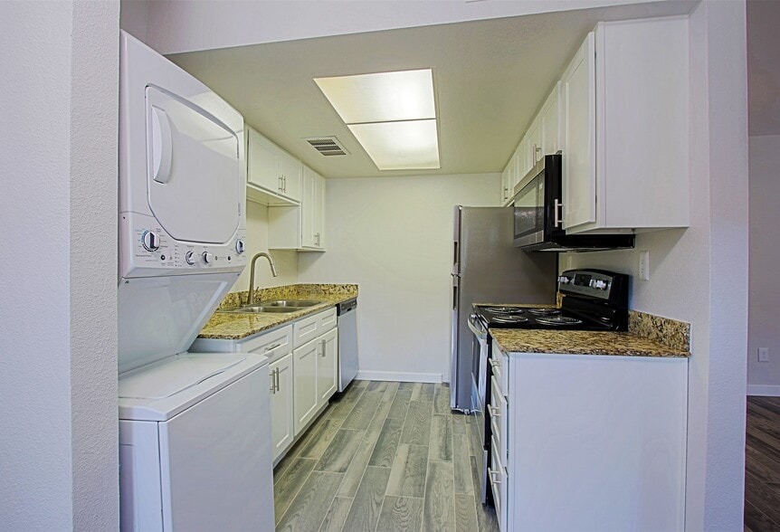 Building Photo - Aspire Mesa