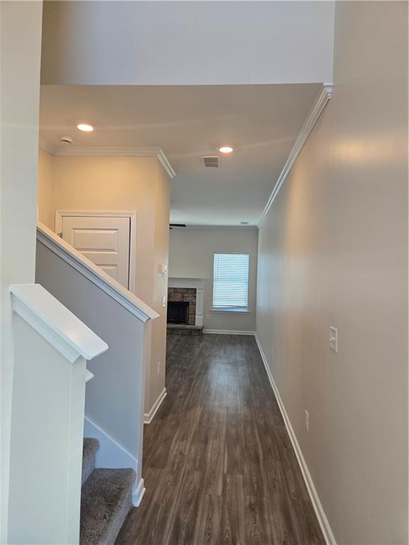 Building Photo - 326 Melody Ln