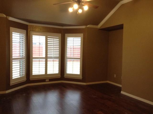 Building Photo - 2732 Cascade Cove Dr