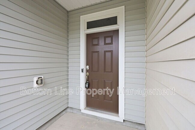 Building Photo - 2312 Kasota Ln