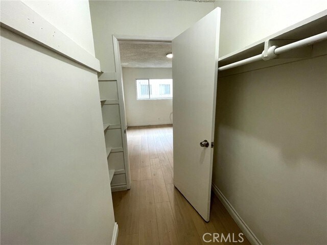 Building Photo - 5167 Yarmouth Ave