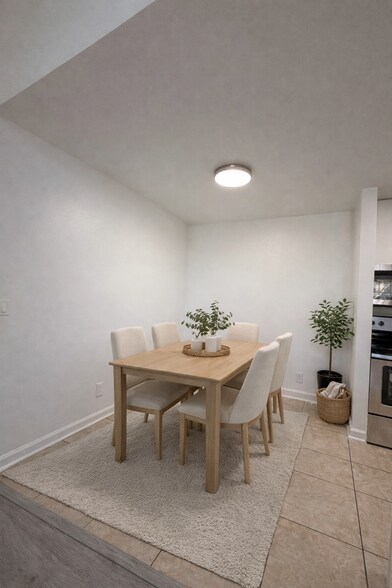 Building Photo - 6028 Westgate Dr