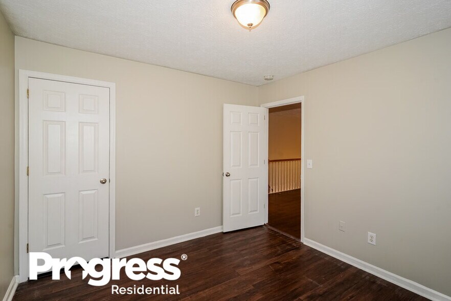 Building Photo - 5132 Pebble Creek Dr