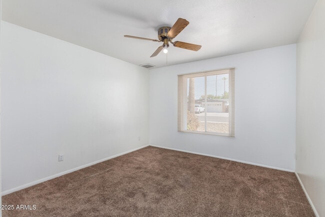 Building Photo - 1348 E Broadmor Dr