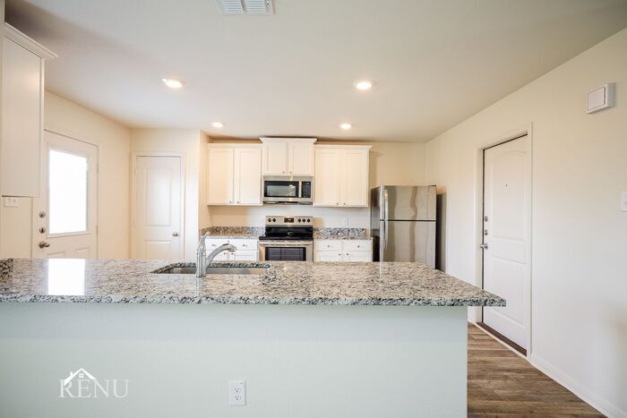 Building Photo - 2902 Citron Garden