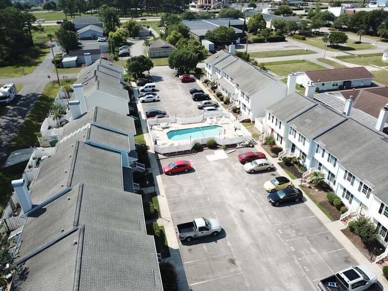 Building Photo - 2970 Old Bryan Dr