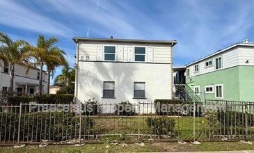 Building Photo - 317 E 5th St