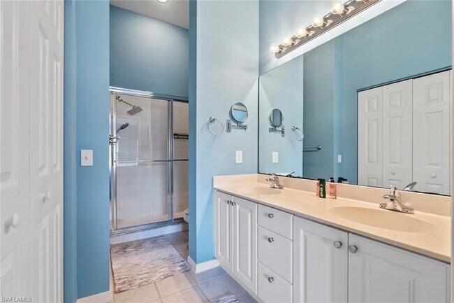 Building Photo - 4970 Deerfield Way