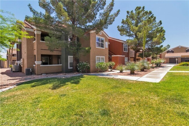 Building Photo - 8101 W Flamingo Rd