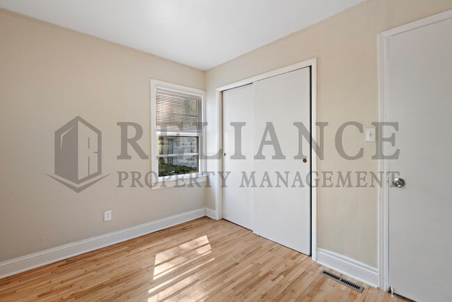 Building Photo - 1430 S Martinson St