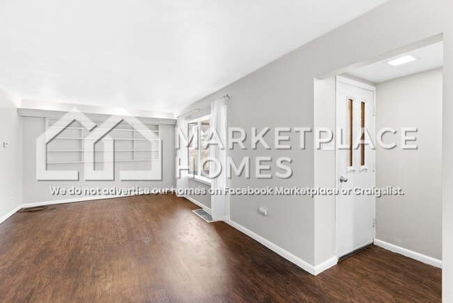 Building Photo - 746 Jefferson Rd