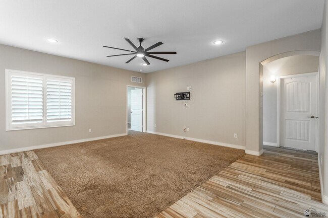 Building Photo - 3734 W 36th Pl
