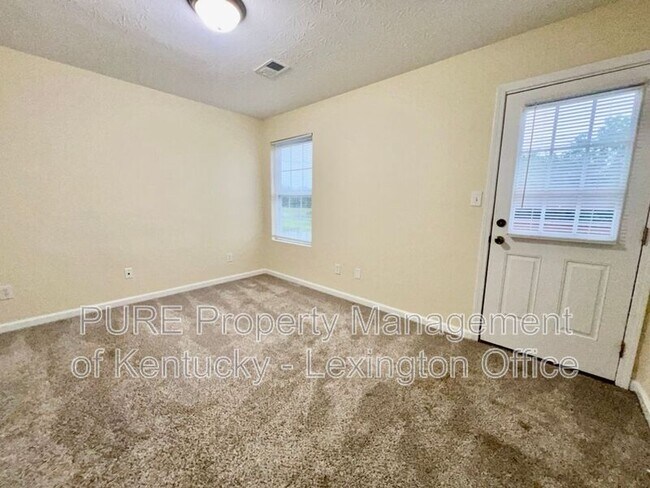 Building Photo - 291 Grinder Ct