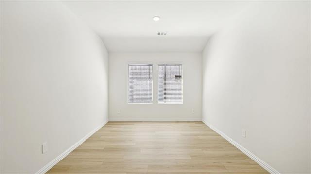 Building Photo - 6624 Vly Lk Ln
