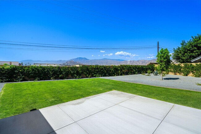 Building Photo - 79869 Hummingbird Ln