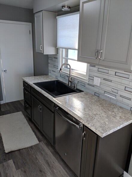 Kitchen - 705 E. 19th Street