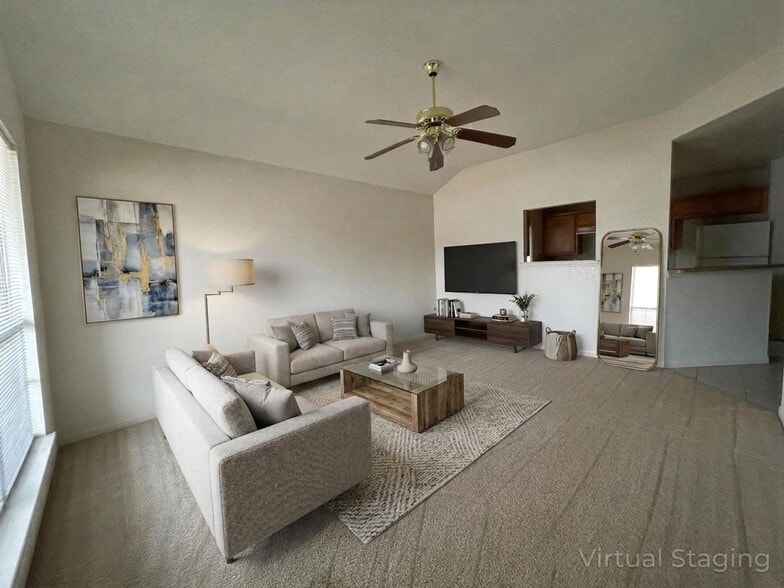 Building Photo - 1508 Nicholas Cir