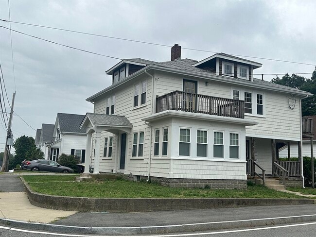 Primary Photo - 70 Shawmut St
