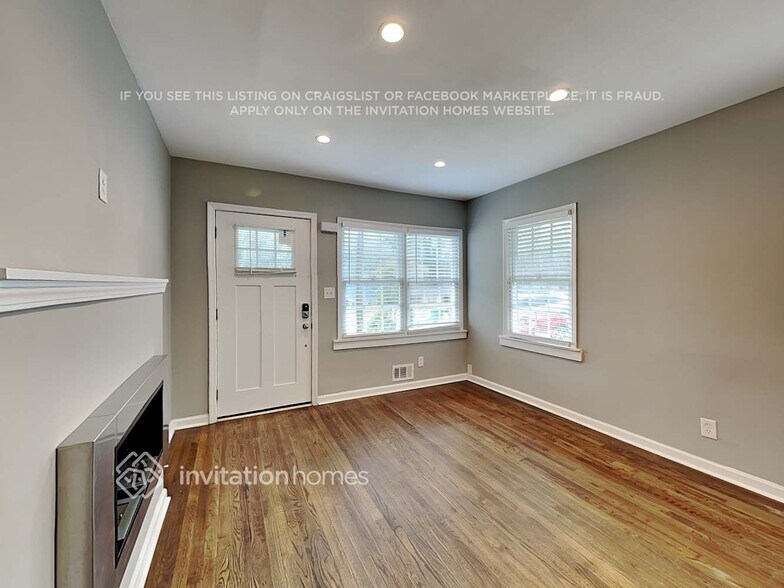 Building Photo - 3450 Glenwood Rd