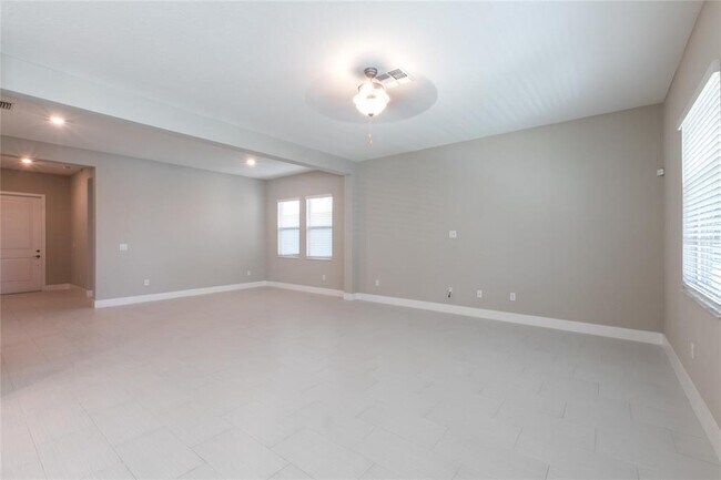 Building Photo - 7714 S Faul St