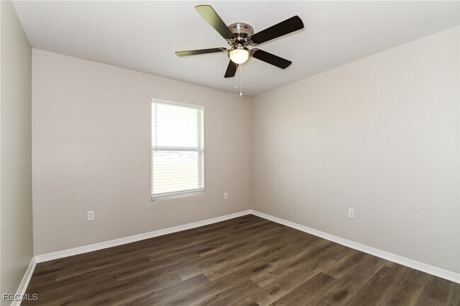 Building Photo - 1703 NW 19th St