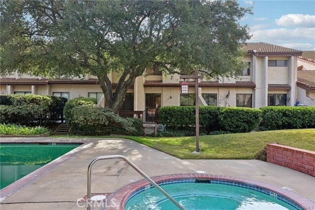 Building Photo - 3213 La Encina Way