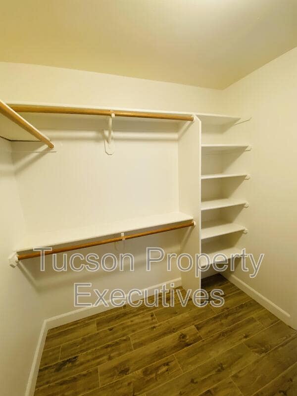 Building Photo - 9599 N Crestone Dr