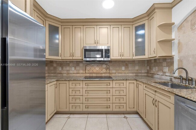 Building Photo - 3411 SW 27th St