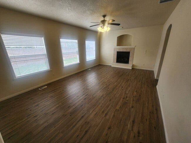 Building Photo - 3654 N Price Way