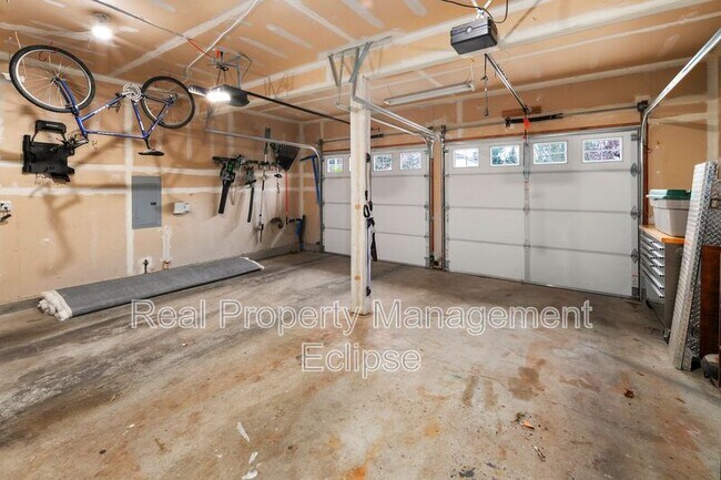 Building Photo - 5011 146th St SE