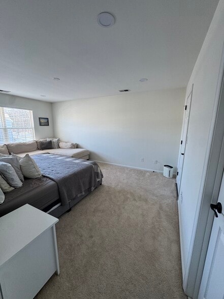 Building Photo - 80 Williamson Ct