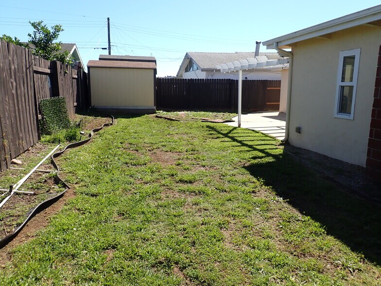 Building Photo - 1455 Transite Ave