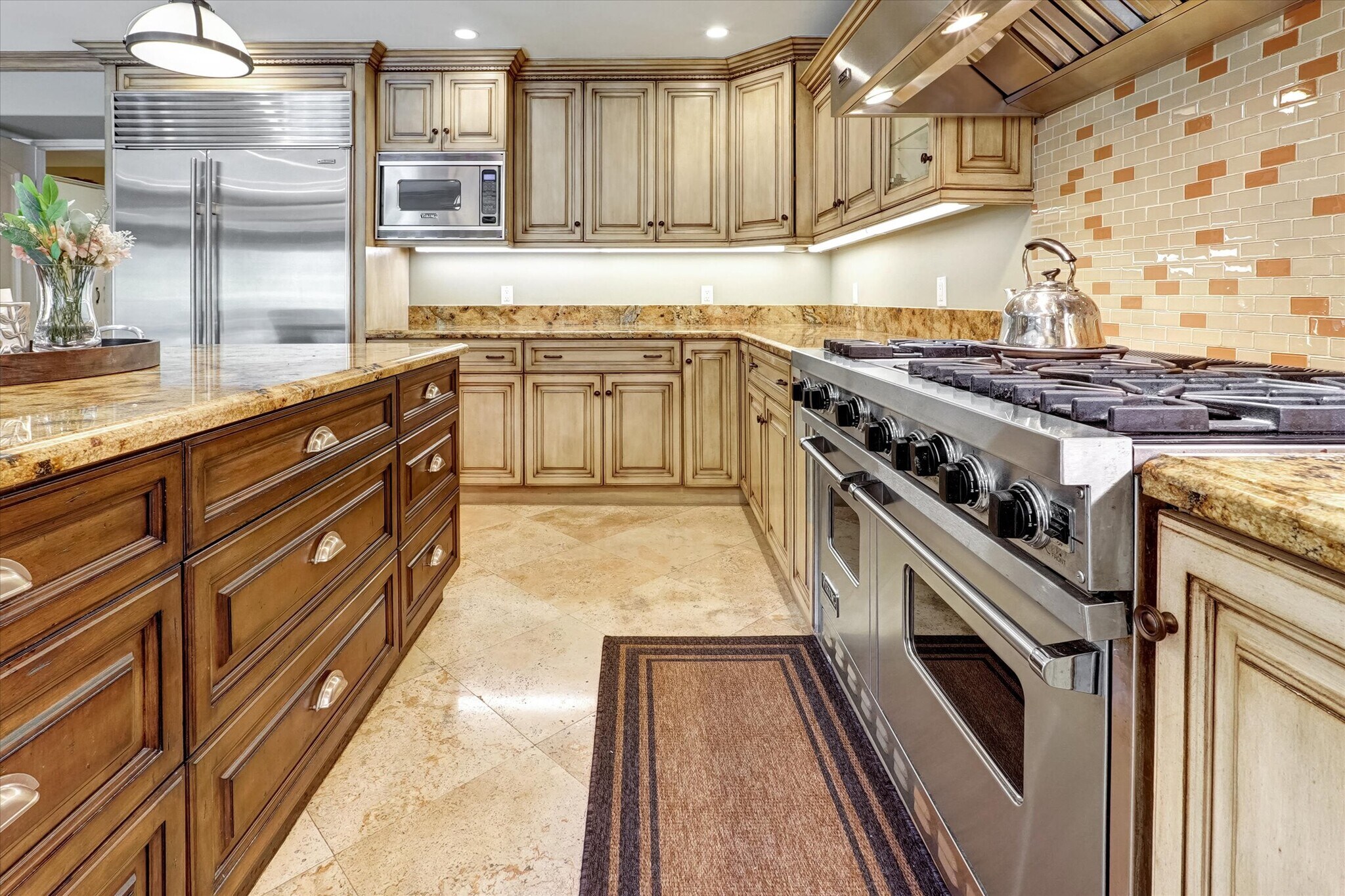 Building Photo - 4751 Topeka Dr