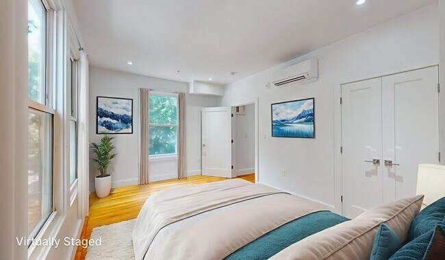 Building Photo - 21 Regent Cir