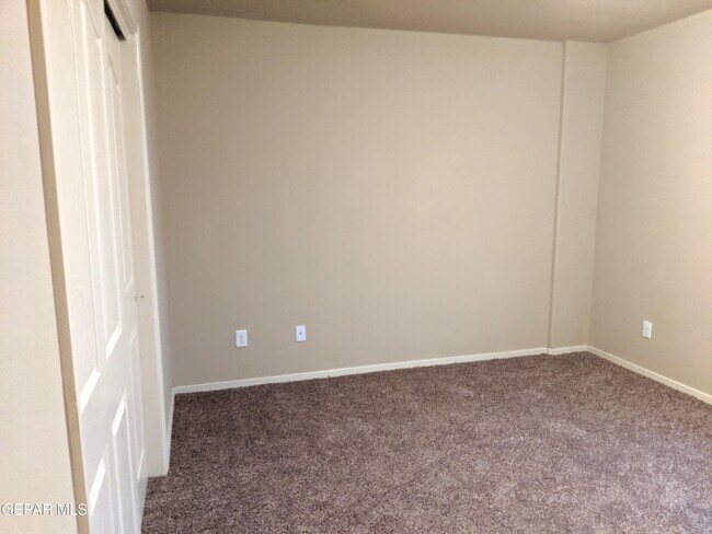 Building Photo - 11624 Windrift Ct