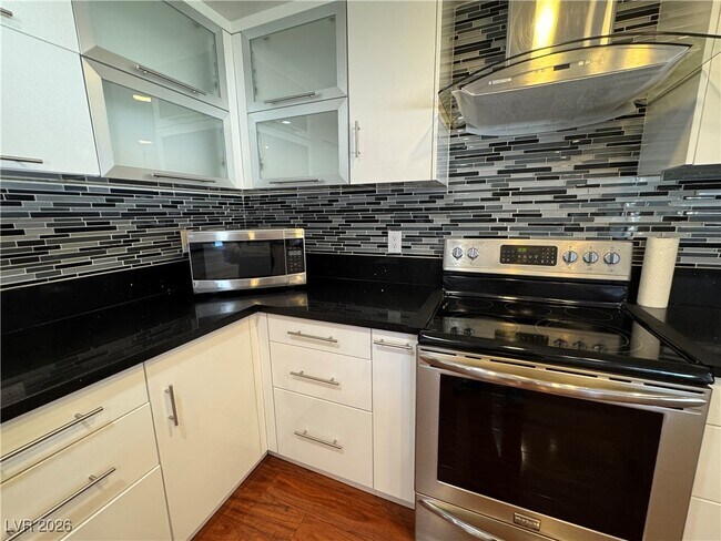 Building Photo - 6328 O'Bannon Dr