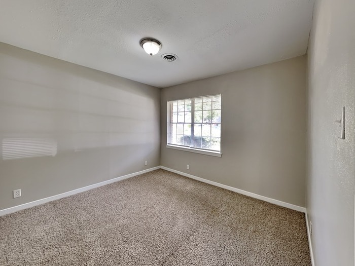 Building Photo - 10222 Belfast Rd