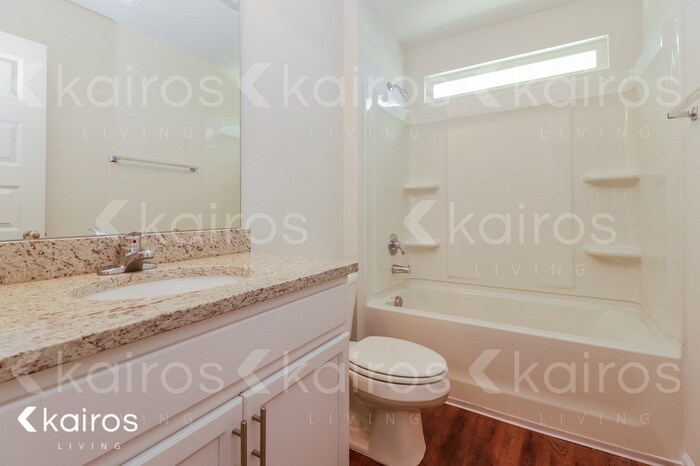Building Photo - 247 Western Red Cedar Dr