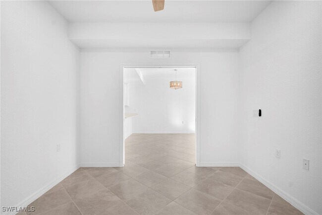 Building Photo - 15155 Bluffton Ln