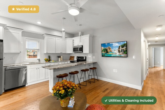 Building Photo - Furnished Bedroom with Private Bath in East Boston