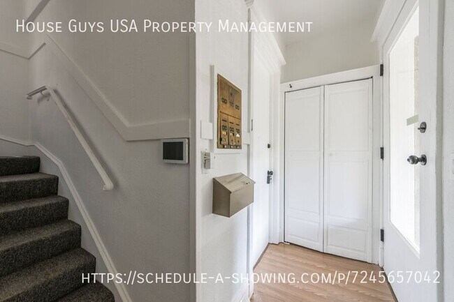 Building Photo - 4109 Warwick Blvd