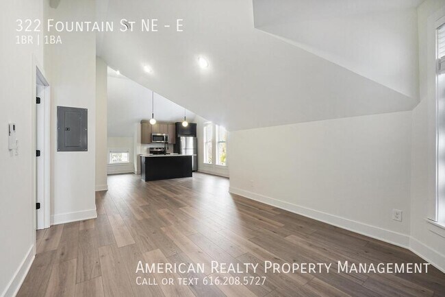 Building Photo - 322 Fountain St NE