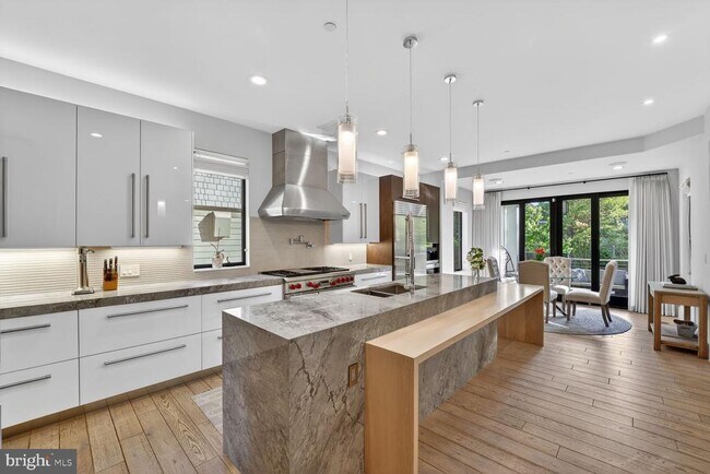 Building Photo - 5310 Dorsett Pl NW