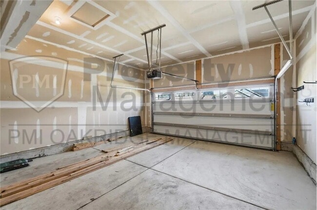 Building Photo - 414 Sydney Dr