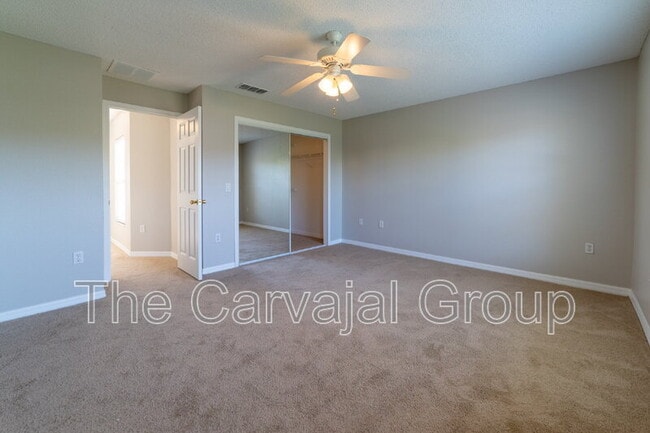 Building Photo - 13175 Center Square Dr