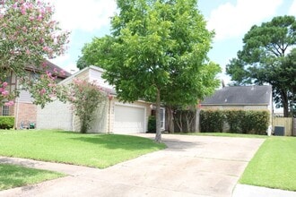 Building Photo - 13318 Rain Lily Ln