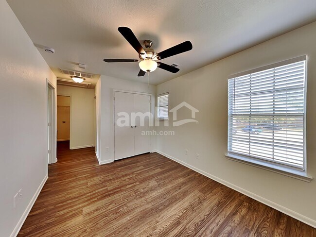 Building Photo - 15431 Kellerwood Dr